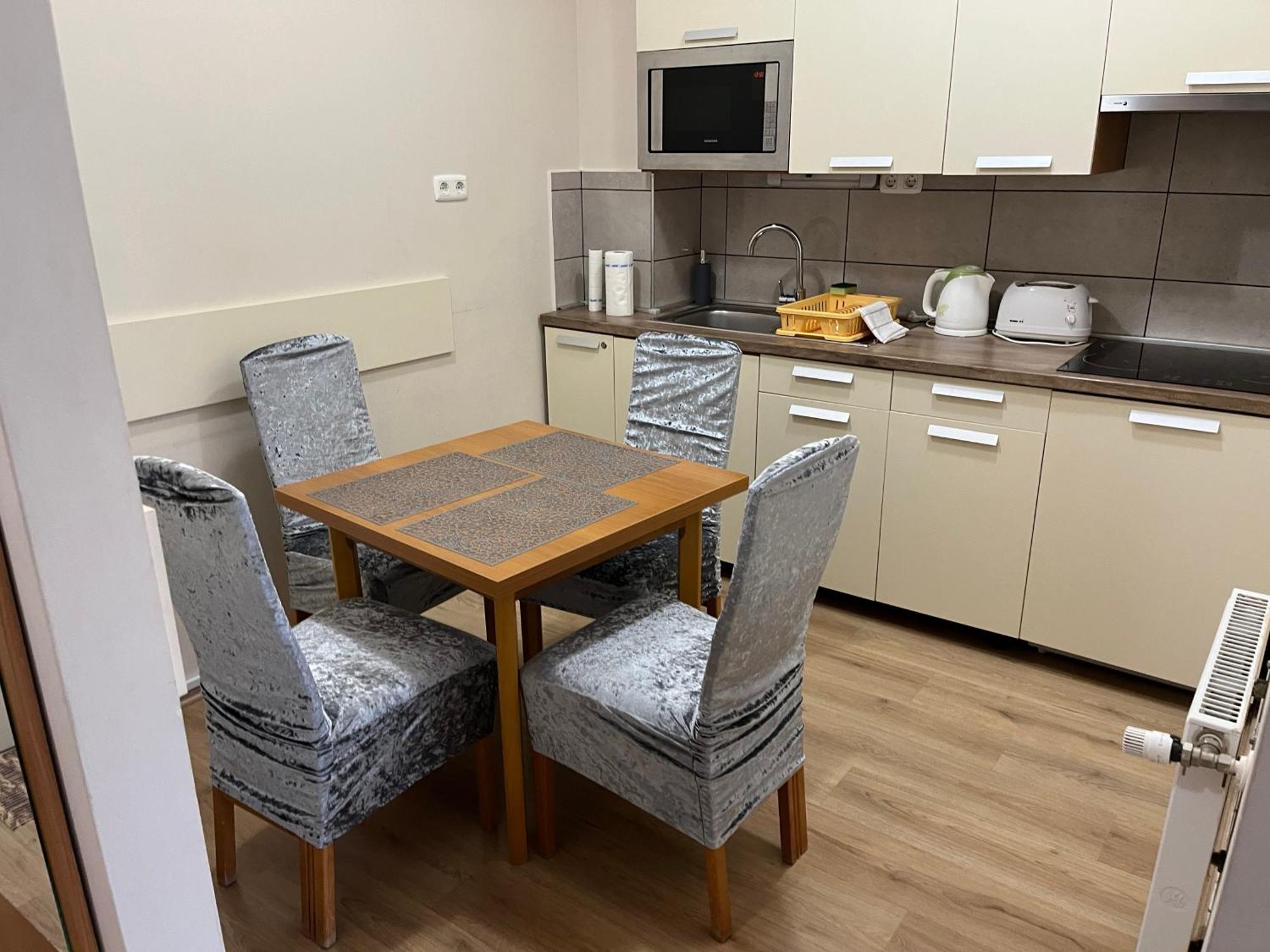 Brookforest Apartman Hajdúszoboszló Kültér fotó