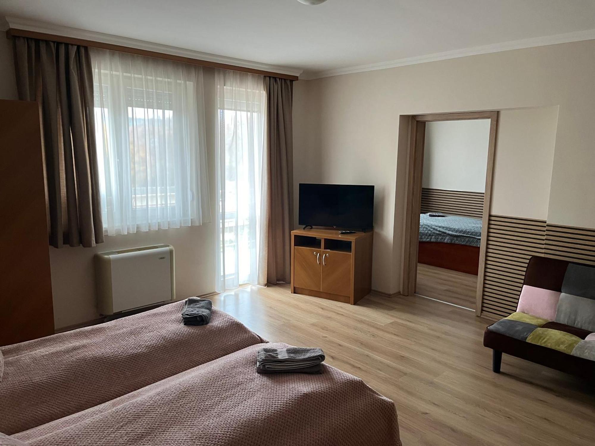 Brookforest Apartman Hajdúszoboszló Kültér fotó